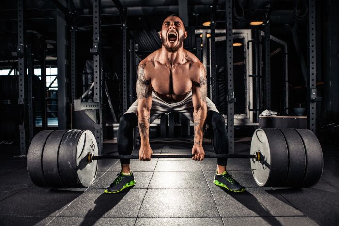 Weightlifter weight heart testosterone disease after lift using body develops steroid weak